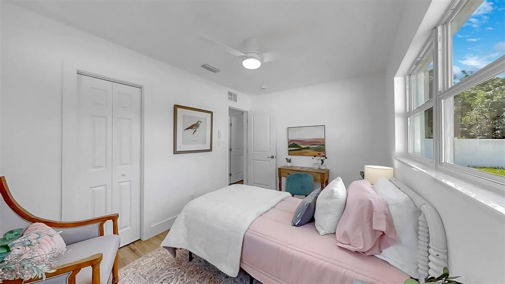 Activo con contrato: $435,000 (3 camas, 2 baños, 1490 Pies cuadrados)
