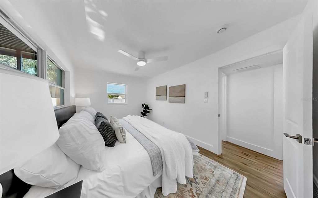 Activo con contrato: $435,000 (3 camas, 2 baños, 1490 Pies cuadrados)