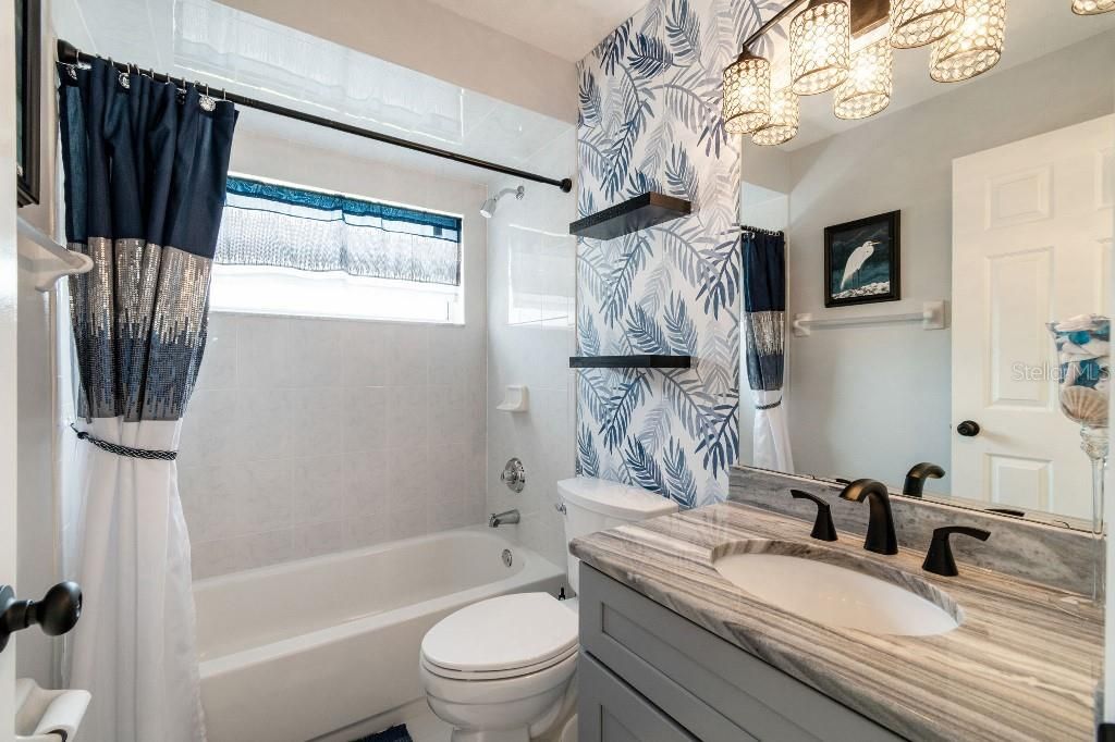 For Sale: $449,000 (3 beds, 3 baths, 1704 Square Feet)