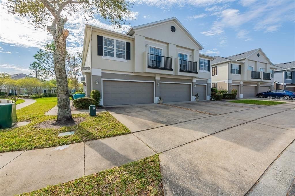 For Rent: $2,000 (2 beds, 2 baths, 1200 Square Feet)
