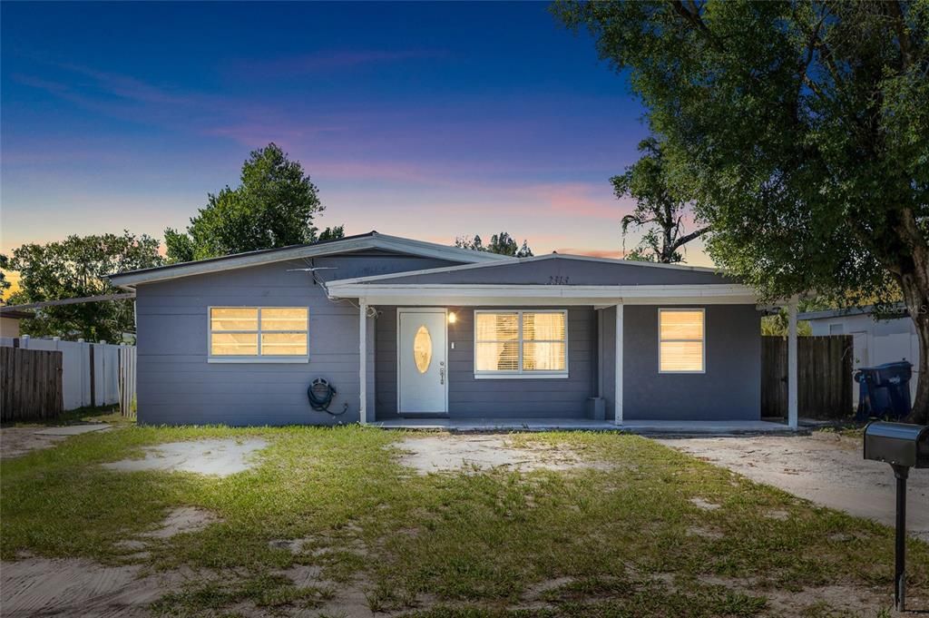 For Sale: $359,000 (4 beds, 3 baths, 1200 Square Feet)