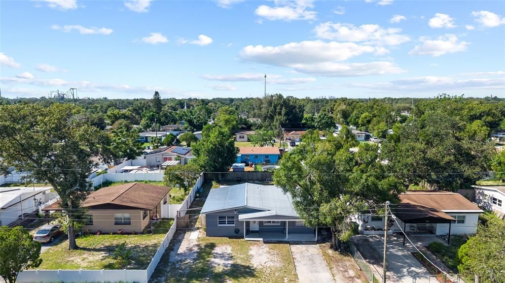 For Sale: $359,000 (4 beds, 3 baths, 1200 Square Feet)