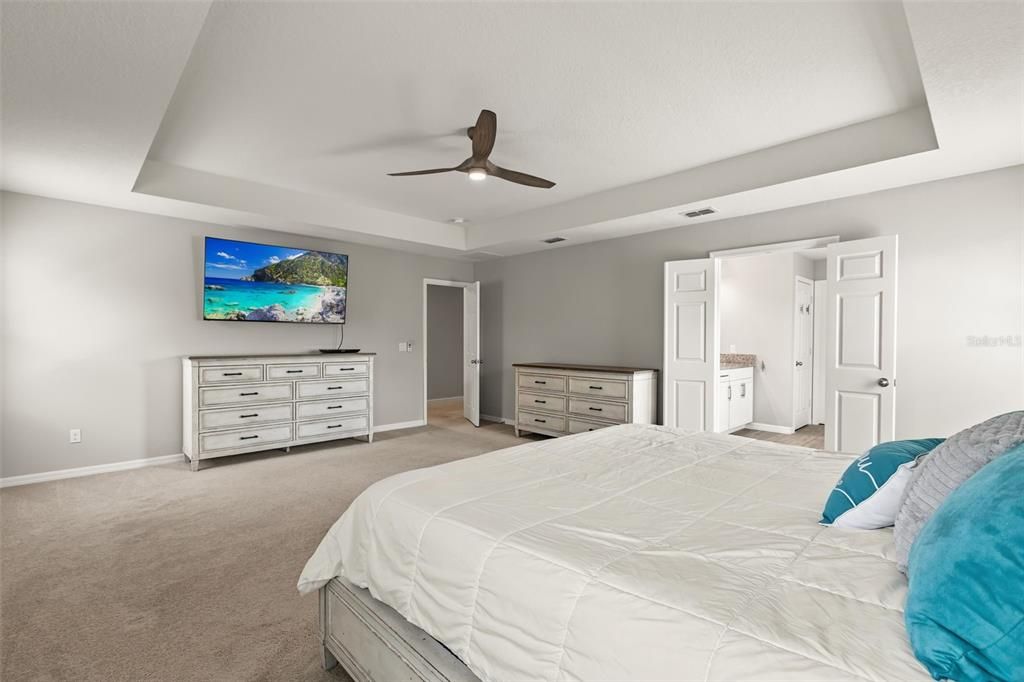 Active With Contract: $730,000 (4 beds, 3 baths, 2725 Square Feet)