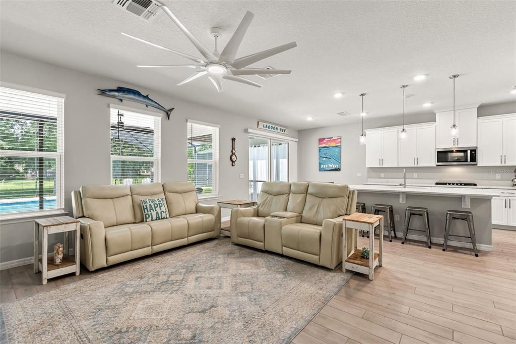 Active With Contract: $730,000 (4 beds, 3 baths, 2725 Square Feet)