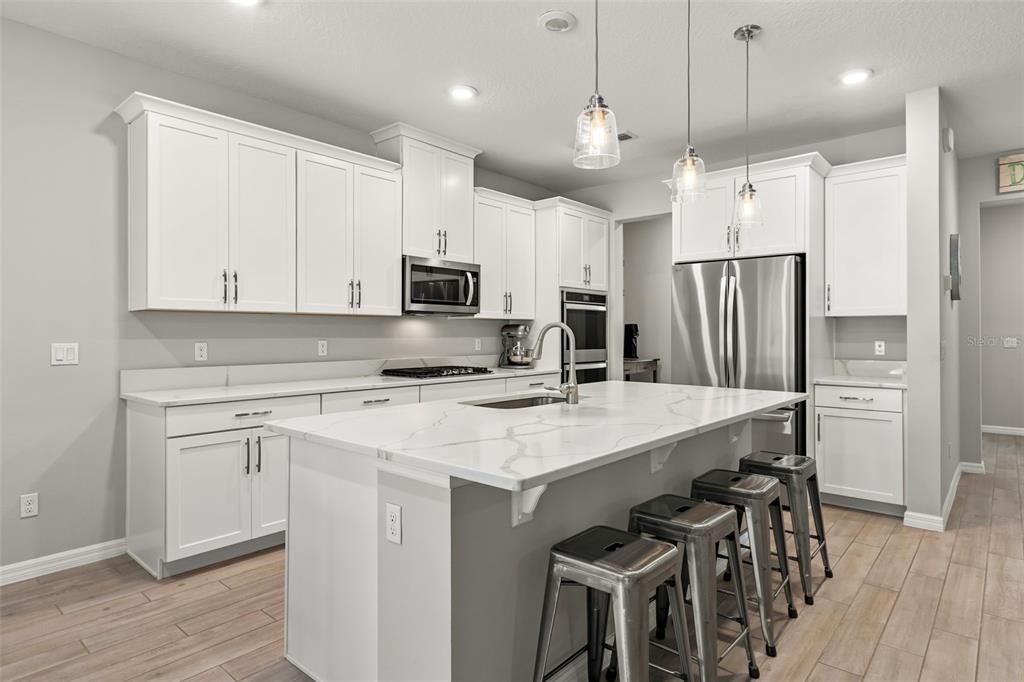 Active With Contract: $730,000 (4 beds, 3 baths, 2725 Square Feet)