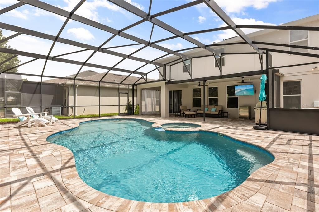 Active With Contract: $730,000 (4 beds, 3 baths, 2725 Square Feet)