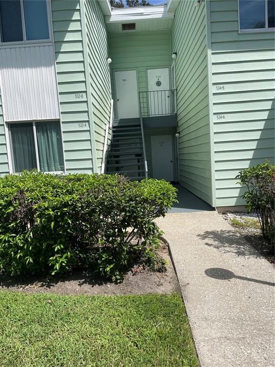 For Sale: $119,000 (2 beds, 1 baths, 1054 Square Feet)
