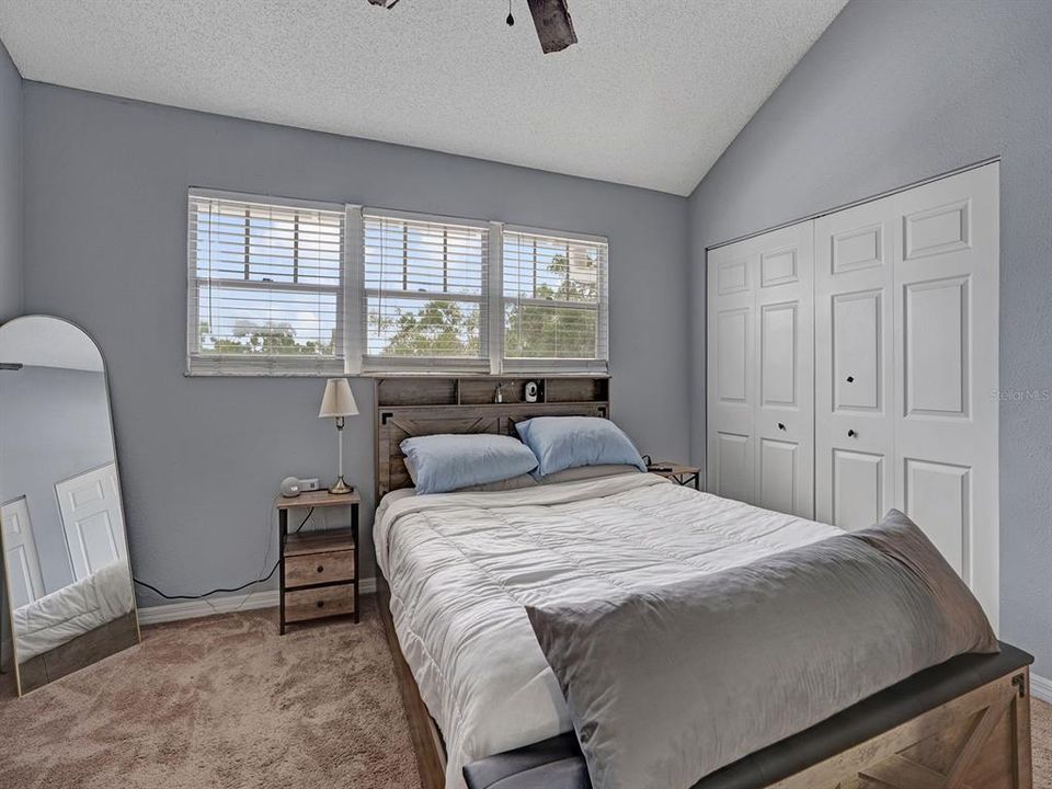 For Sale: $274,900 (2 beds, 2 baths, 1840 Square Feet)