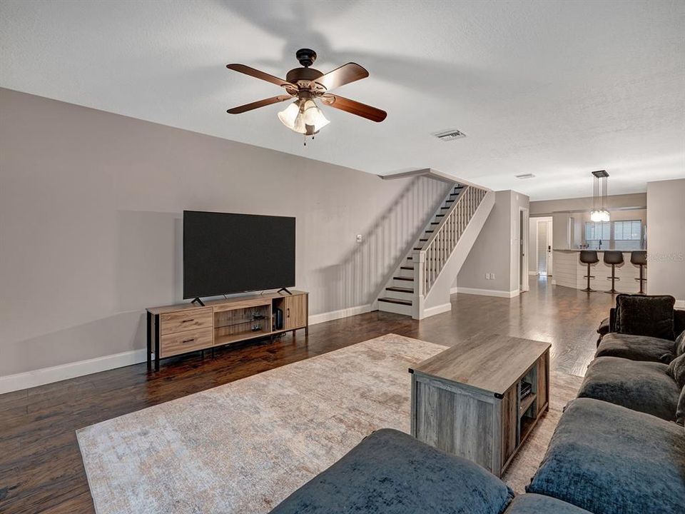 For Sale: $274,900 (2 beds, 2 baths, 1840 Square Feet)