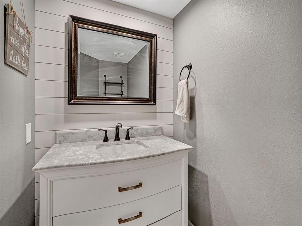 For Sale: $274,900 (2 beds, 2 baths, 1840 Square Feet)
