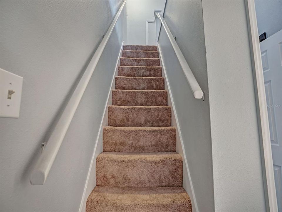 For Sale: $274,900 (2 beds, 2 baths, 1840 Square Feet)