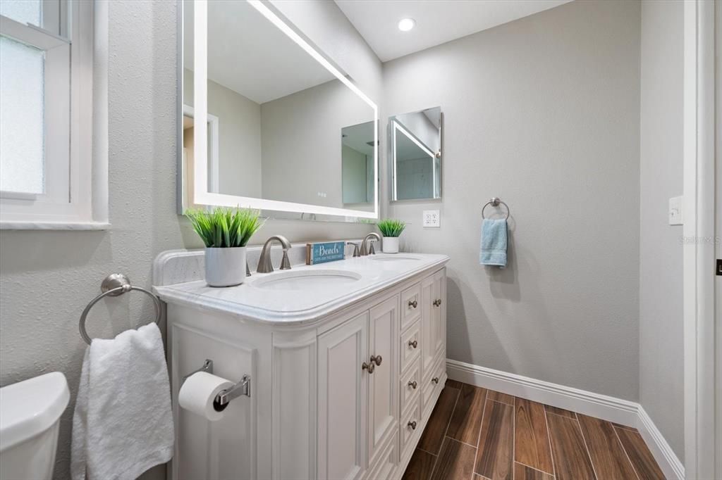 For Sale: $599,000 (3 beds, 2 baths, 1800 Square Feet)