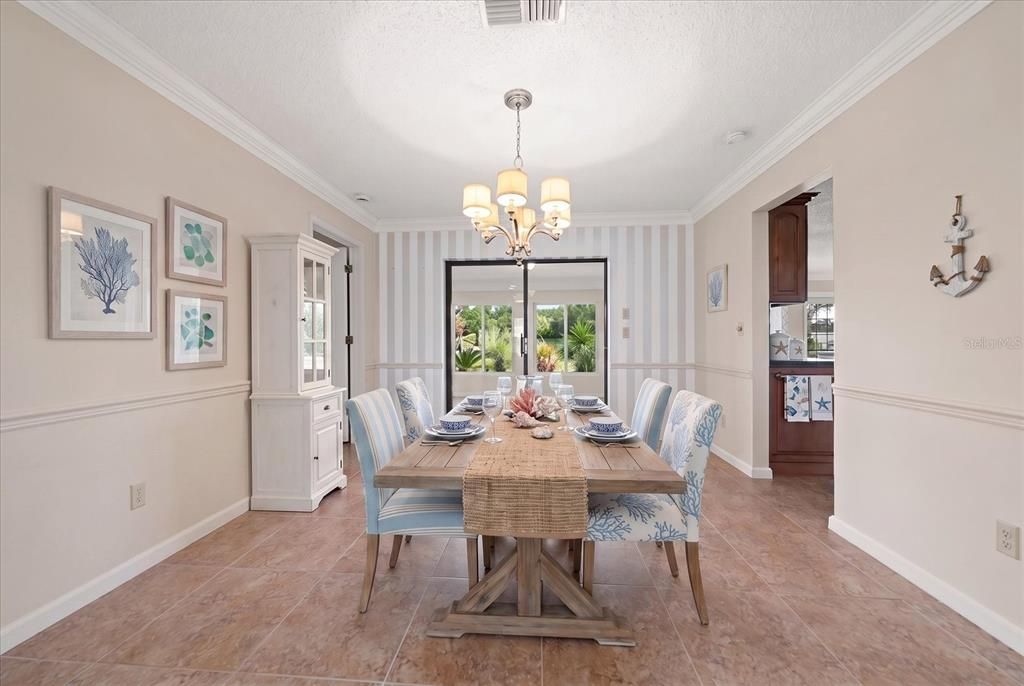 For Sale: $599,000 (3 beds, 2 baths, 1800 Square Feet)