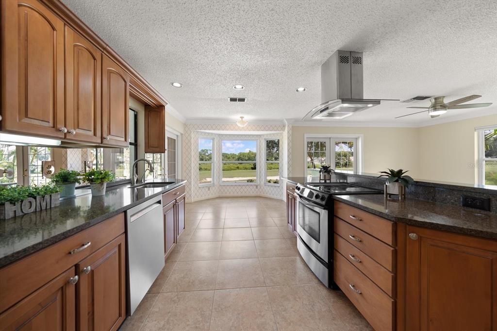 For Sale: $599,000 (3 beds, 2 baths, 1800 Square Feet)