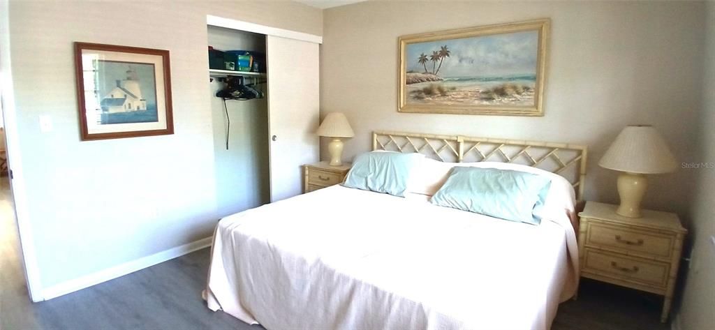 For Sale: $125,000 (1 beds, 1 baths, 640 Square Feet)