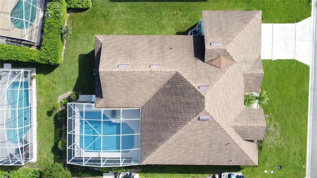 На продажу: $399,995 (5 спален, 3 ванн, 2150 Квадратных фут)