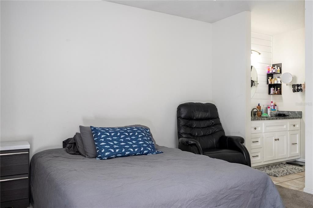 For Rent: $2,950 (4 beds, 2 baths, 1536 Square Feet)