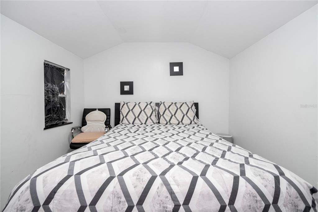 For Rent: $2,950 (4 beds, 2 baths, 1536 Square Feet)