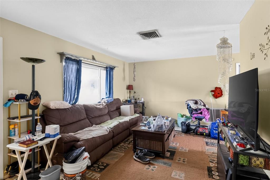 En Venta: $164,900 (2 camas, 1 baños, 840 Pies cuadrados)