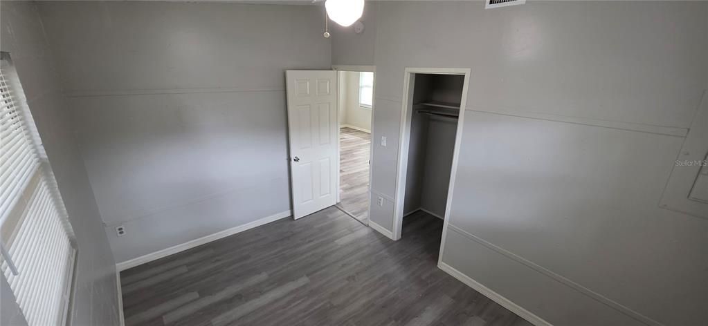 For Rent: $1,600 (3 beds, 1 baths, 860 Square Feet)