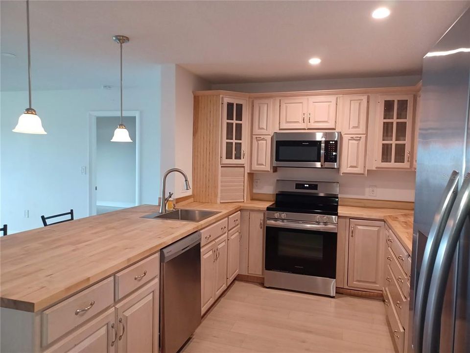 En Venta: $499,000 (2 camas, 2 baños, 1580 Pies cuadrados)