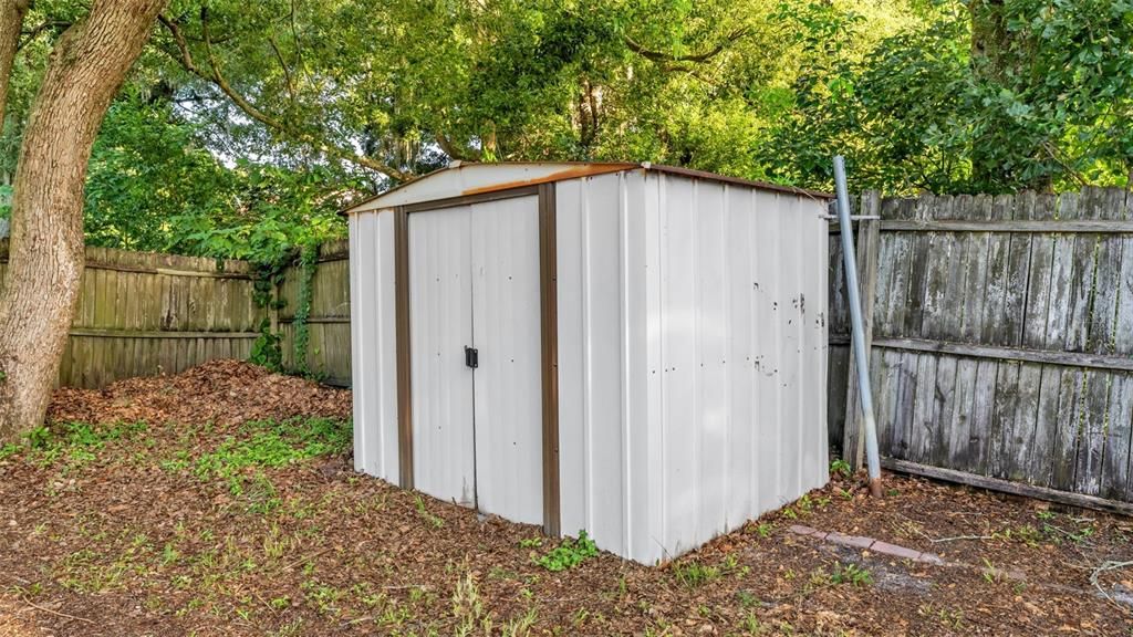 На продажу: $325,000 (3 спален, 2 ванн, 1467 Квадратных фут)