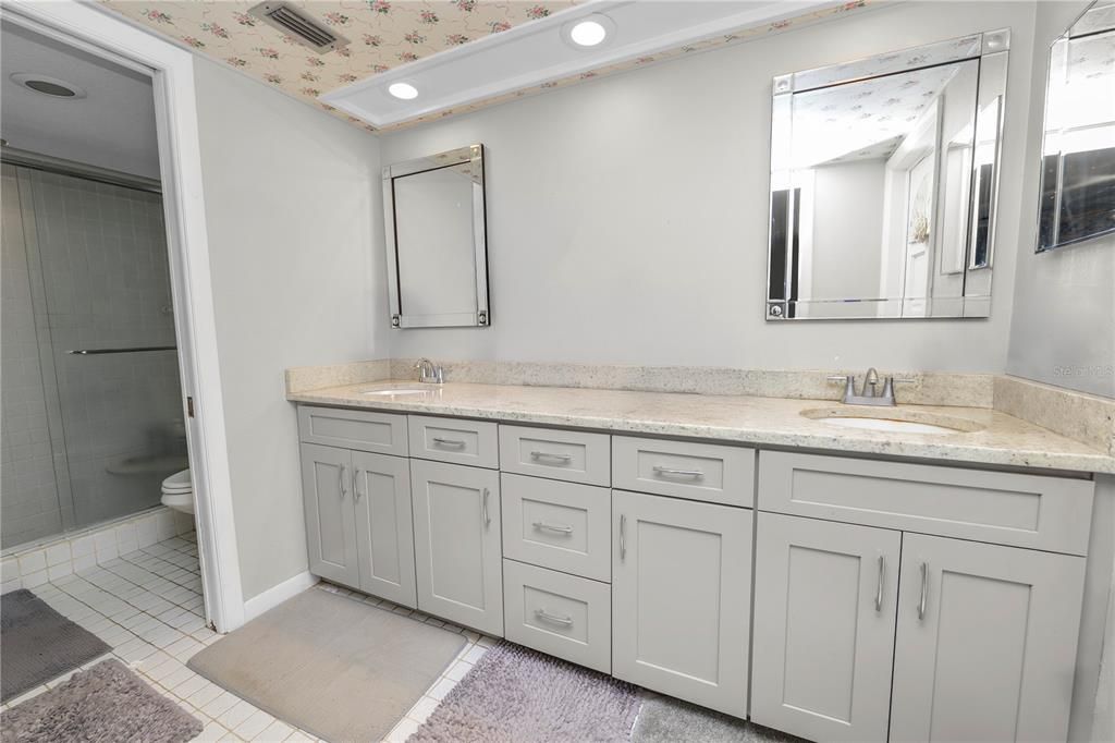 For Sale: $675,000 (4 beds, 3 baths, 2742 Square Feet)