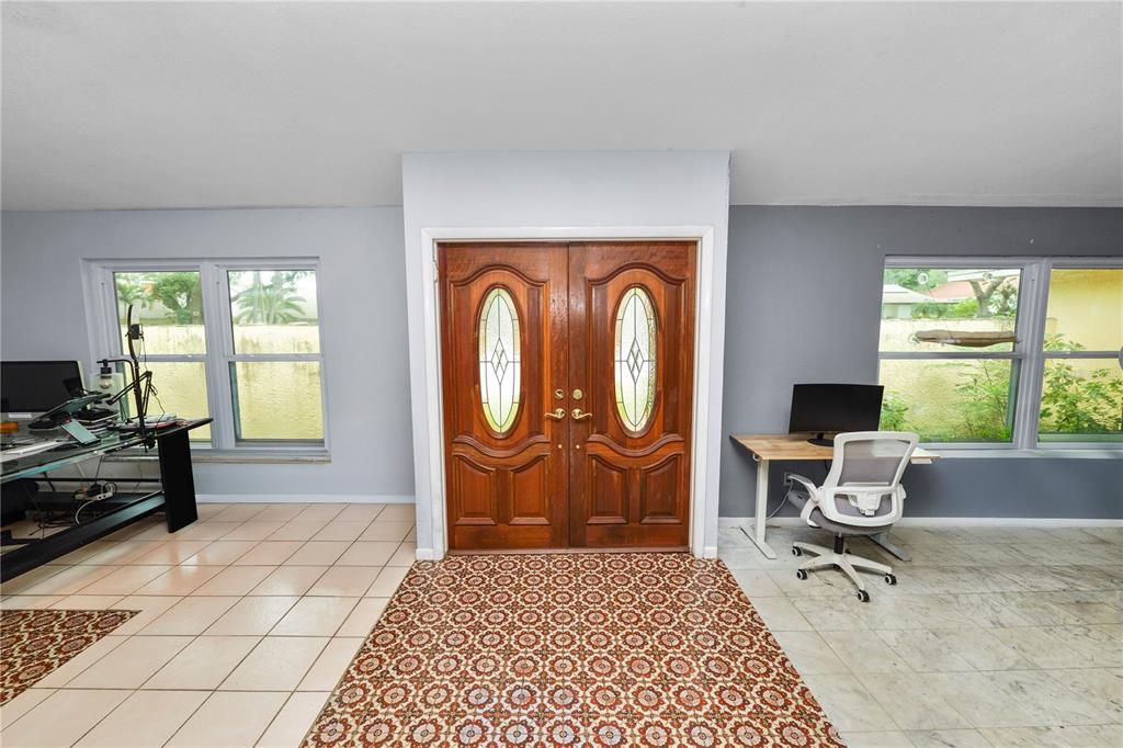 For Sale: $675,000 (4 beds, 3 baths, 2742 Square Feet)