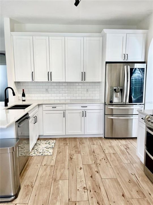 For Rent: $3,900 (4 beds, 2 baths, 2356 Square Feet)