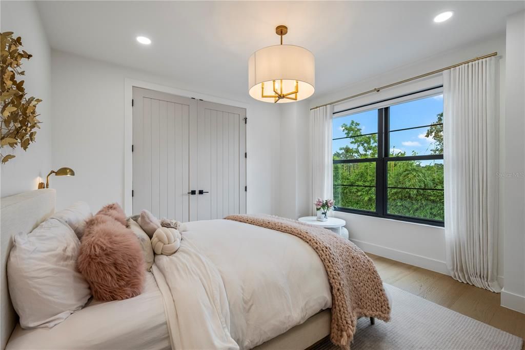 For Sale: $1,950,000 (3 beds, 3 baths, 2703 Square Feet)