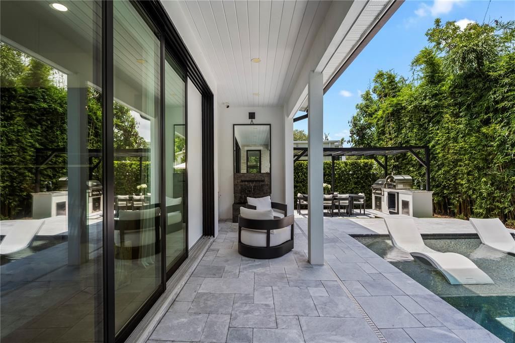 For Sale: $1,950,000 (3 beds, 3 baths, 2703 Square Feet)