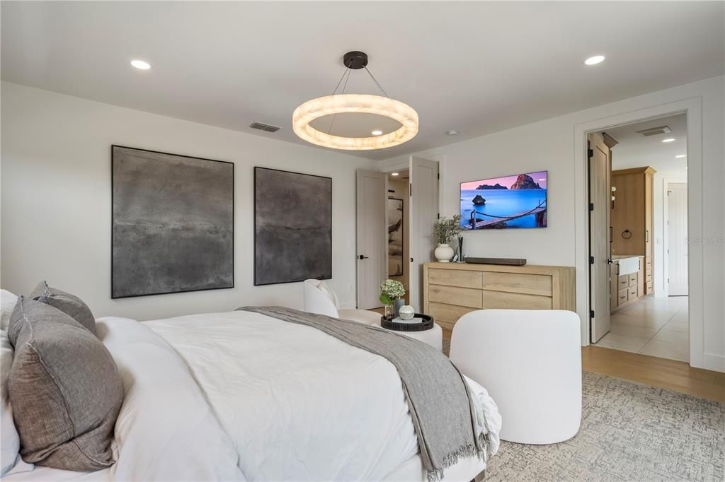 For Sale: $1,950,000 (3 beds, 3 baths, 2703 Square Feet)