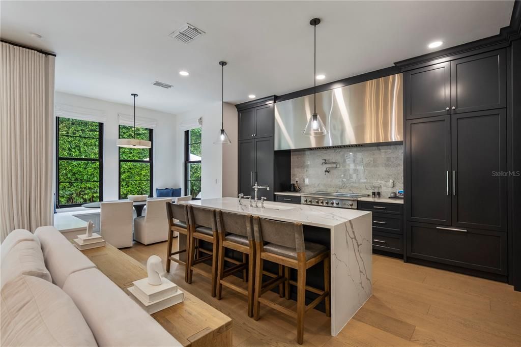 For Sale: $1,950,000 (3 beds, 3 baths, 2703 Square Feet)