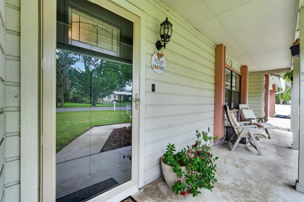 For Sale: $339,900 (3 beds, 2 baths, 1727 Square Feet)