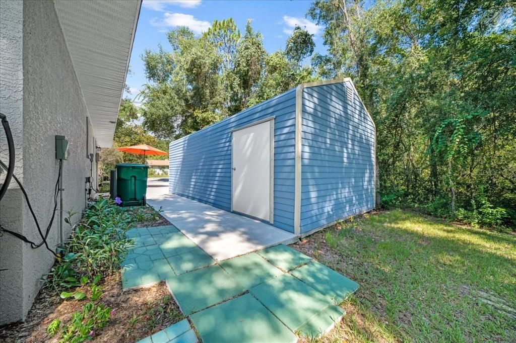 For Sale: $290,000 (3 beds, 2 baths, 1296 Square Feet)