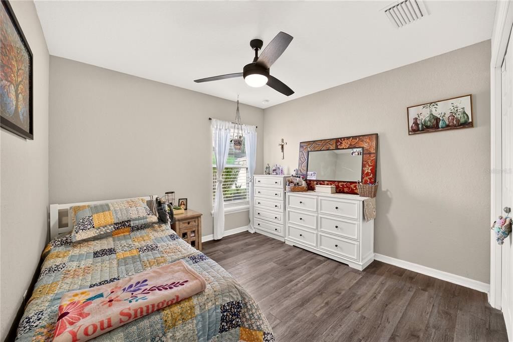 For Sale: $320,000 (4 beds, 2 baths, 1710 Square Feet)