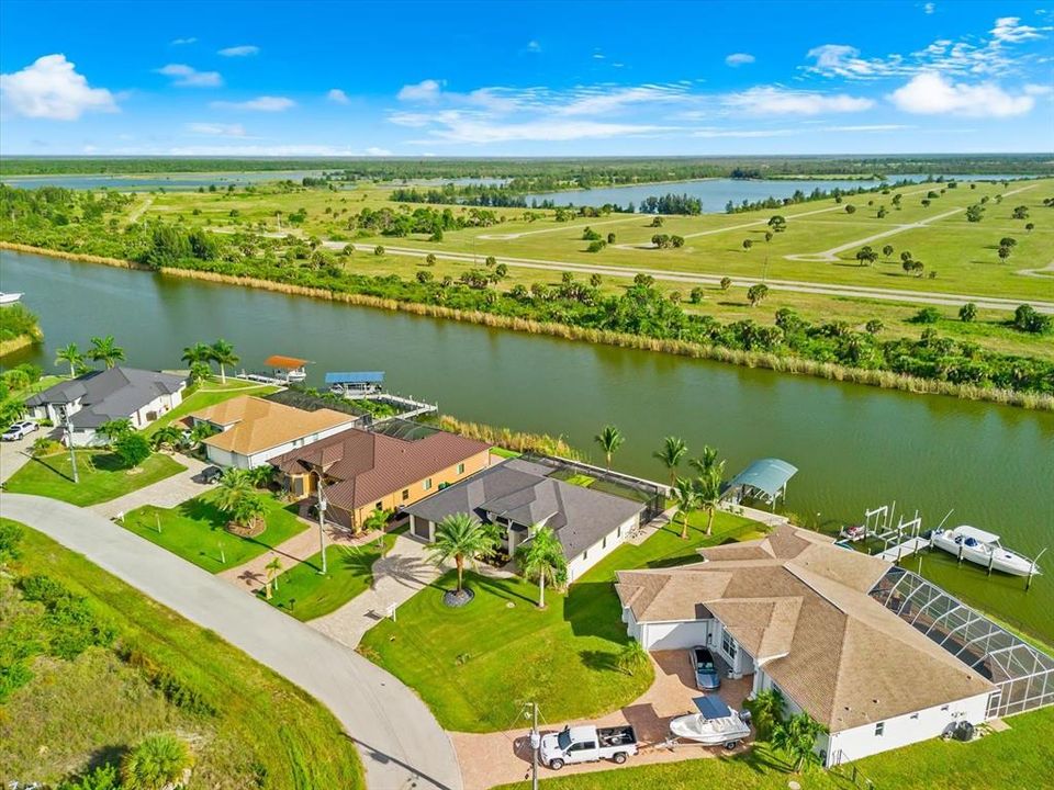 На продажу: $949,900 (3 спален, 2 ванн, 2120 Квадратных фут)