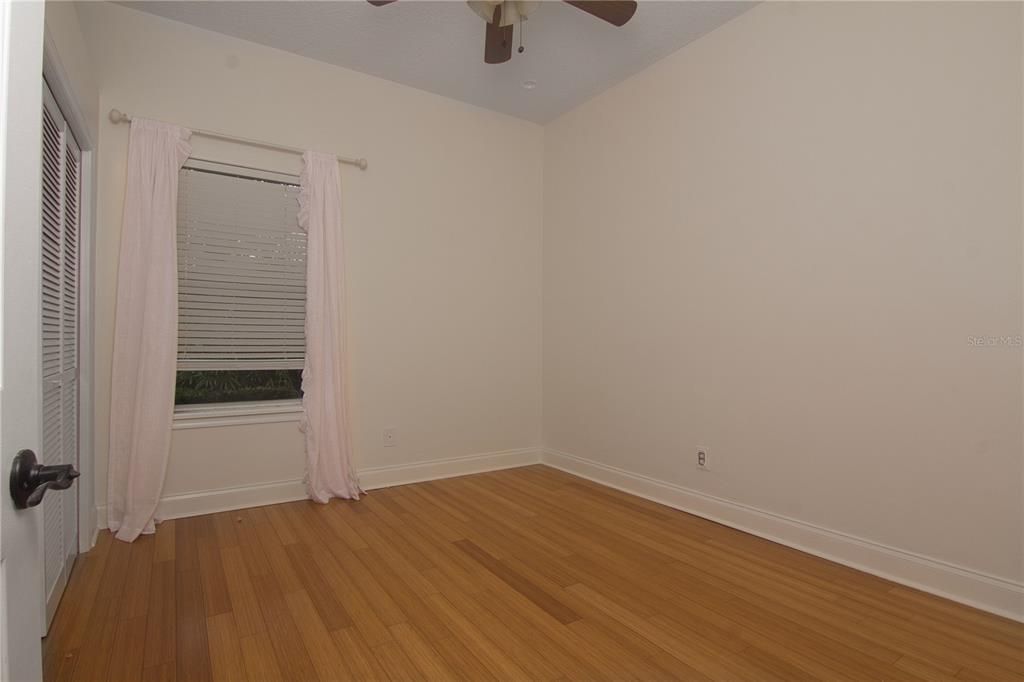 En Renta: $4,000 (4 camas, 2 baños, 2352 Pies cuadrados)