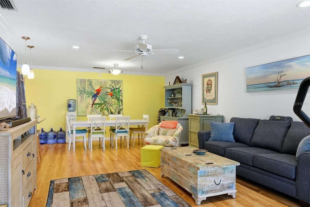 В аренду: $4,395 (2 спален, 2 ванн, 1164 Квадратных фут)