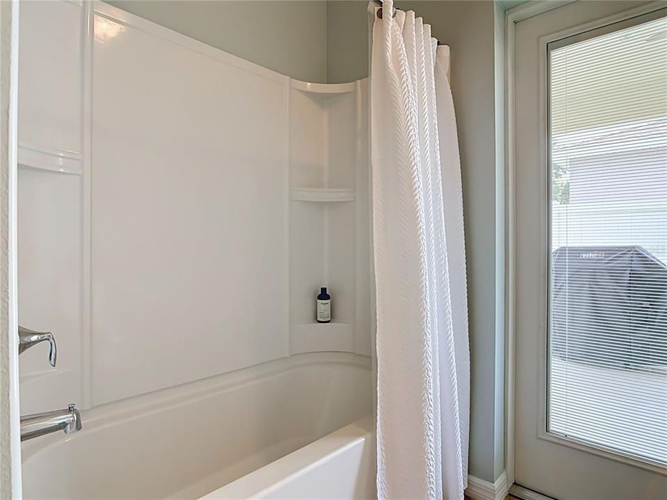For Sale: $499,000 (3 beds, 2 baths, 2009 Square Feet)