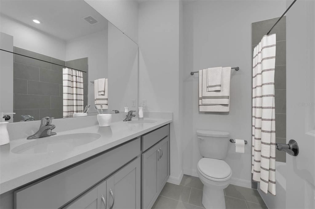 For Sale: $314,990 (3 beds, 2 baths, 1639 Square Feet)