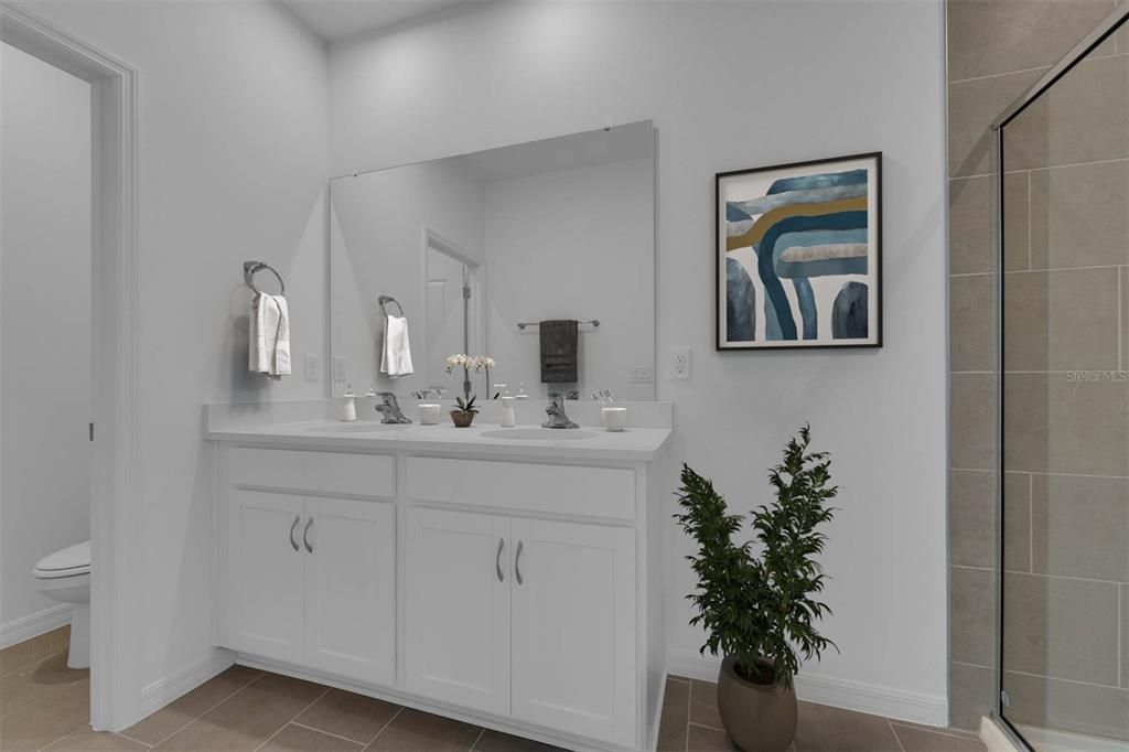 For Sale: $314,990 (3 beds, 2 baths, 1639 Square Feet)