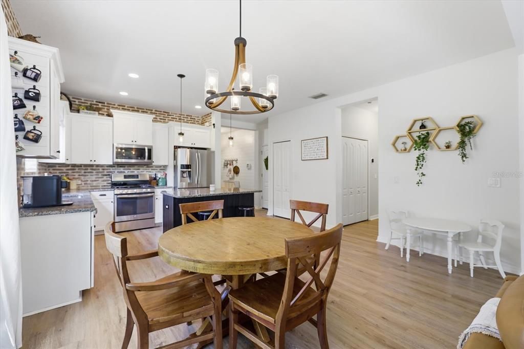 For Sale: $390,000 (3 beds, 2 baths, 1775 Square Feet)
