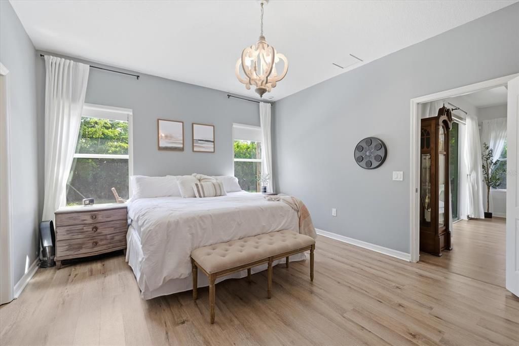 For Sale: $390,000 (3 beds, 2 baths, 1775 Square Feet)