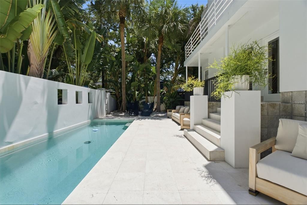 En Venta: $1,400,000 (3 camas, 3 baños, 2314 Pies cuadrados)