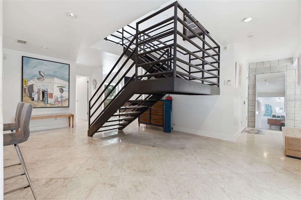En Venta: $1,400,000 (3 camas, 3 baños, 2314 Pies cuadrados)