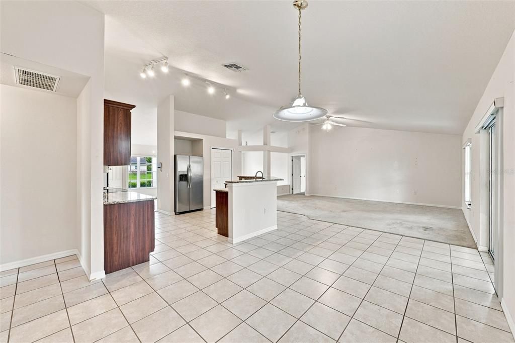 For Sale: $360,000 (4 beds, 2 baths, 2239 Square Feet)