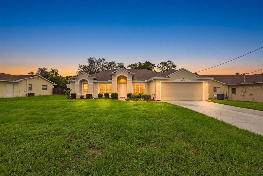 For Sale: $360,000 (4 beds, 2 baths, 2239 Square Feet)