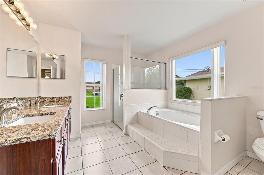For Sale: $360,000 (4 beds, 2 baths, 2239 Square Feet)