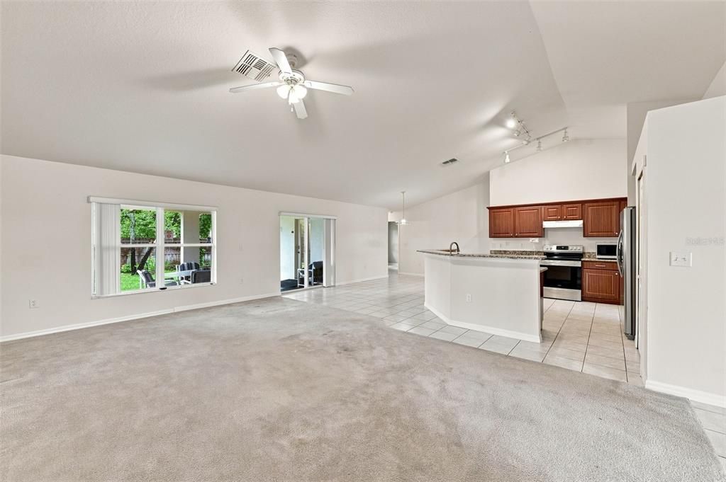 For Sale: $360,000 (4 beds, 2 baths, 2239 Square Feet)
